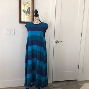 Free People Beach cap sleeve maxi dress with pockets size M